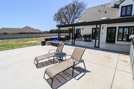 Gorgeous UPDATED Home in Levelland, TX - image 41