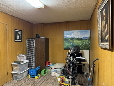 3 Bedroom, 2 Bath Home with Large Garage in Parker Arizona - image 2