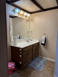 3 Bedroom, 2 Bath Home with Large Garage in Parker Arizona - image 11