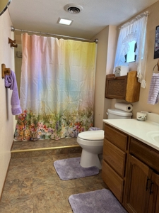 3 Bedroom, 2 Bath Home with Large Garage in Parker Arizona - image 40