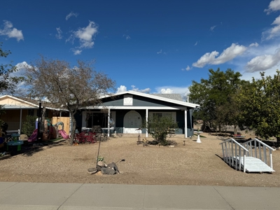 3 Bedroom, 2 Bath Home with Large Garage in Parker Arizona - image 8
