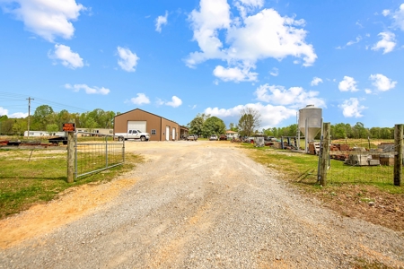 Country Home, Shops and Land for Sale in Lawrenceburg, TN - image 30
