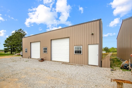 Country Home, Shops and Land for Sale in Lawrenceburg, TN - image 32