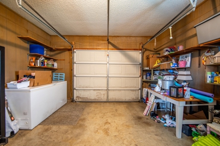 Country Home, Shops and Land for Sale in Lawrenceburg, TN - image 18