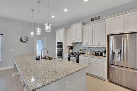 Your Very Own Oasis - 5/3 Home With Pool On 7.71 Acres! - image 12