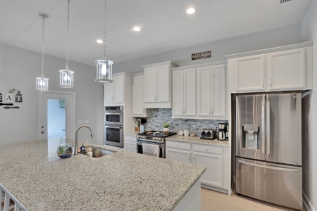 Your Very Own Oasis - 5/3 Home With Pool On 7.71 Acres! - image 10