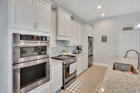 Your Very Own Oasis - 5/3 Home With Pool On 7.71 Acres! - image 14