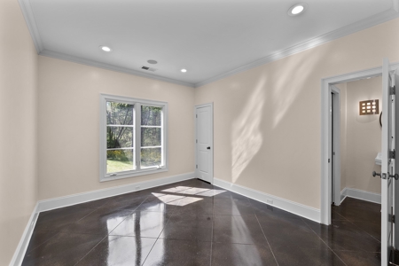Country Home with acreage - image 24