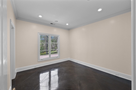 Country Home with acreage - image 22