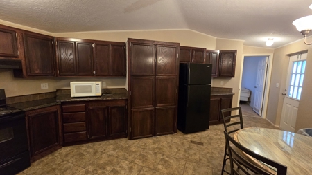 11.80 acres ± w/Multiple Residences Plus 50’x80 ‘Shed! - image 14