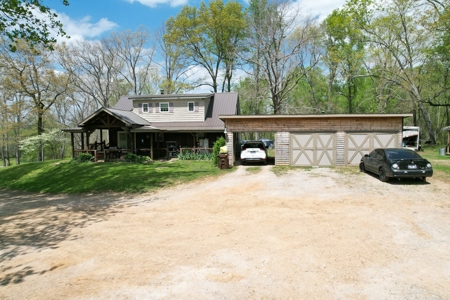 Country Home For Sale In Summertown Tn With Pond And Creek - image 6