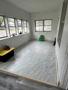 Move In Ready Albia, Iowa Home For Sale - image 12