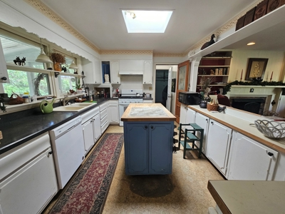 Get Lost On Your Own Property - image 10