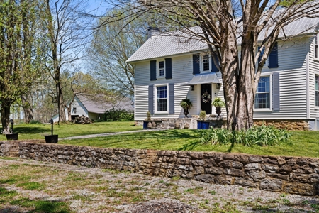 Country Home for Sale in Giles County, Tennessee - image 7