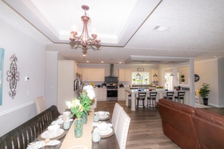 Manufactured Home For Sale On 5 Acres In Live Oak Florida - image 9