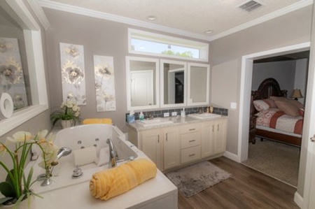 Manufactured Home For Sale On 5 Acres In Live Oak Florida - image 19