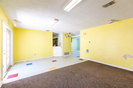 Daycare Facility For Sale In Live Oak Florida!! - image 4
