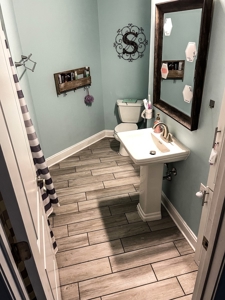 Beautiful 3 Bed / 3 Bath Country Home On Golf Course - image 27