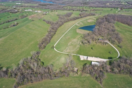 Home and Acreage For Sale - image 1