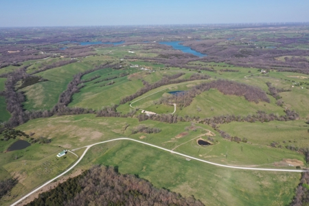 Home and Acreage For Sale - image 43