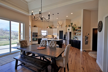 Country Home on Acreage in Fruita Colorado - image 12