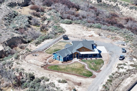 Country Home on Acreage in Fruita Colorado - image 31