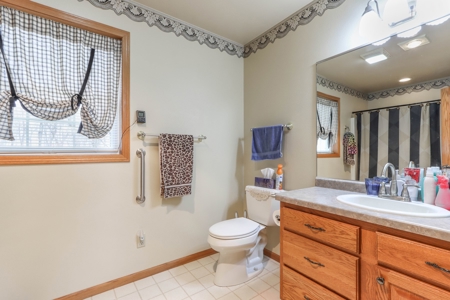 Country Home For Sale in Custer, WI - image 1