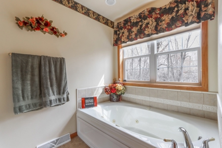 Country Home For Sale in Custer, WI - image 13