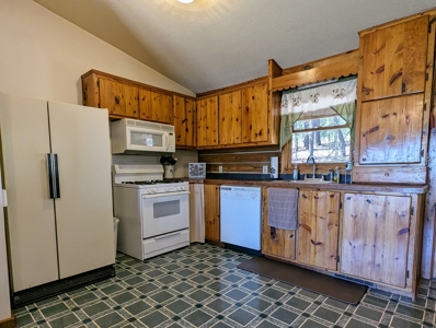 Log Cabin For Sale in Patrick County, Virginia - image 41