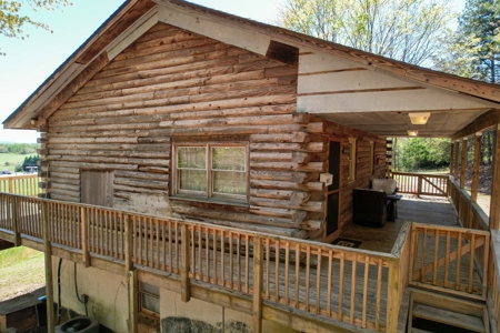 Log Cabin For Sale in Patrick County, Virginia - image 4