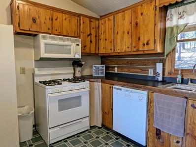 Log Cabin For Sale in Patrick County, Virginia - image 18