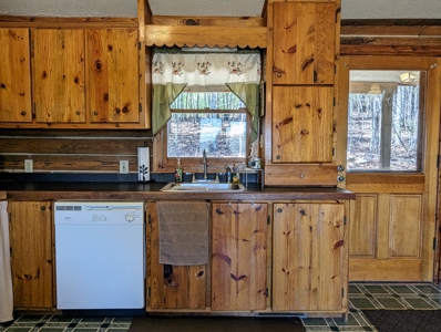 Log Cabin For Sale in Patrick County, Virginia - image 19