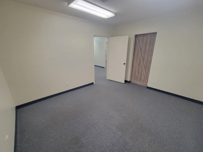 Newly Remodeled Space on Historic Old US Rte 66 in Moriarty - image 7