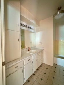 5 BR 4 Bath Home For Sale Fort Stockton Texas - image 18