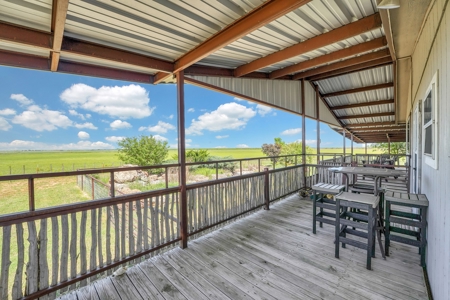 Home For Sale With 160 Acres In Eldorado, Oklahoma - image 6