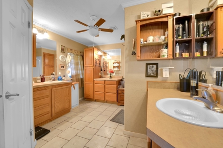 Home For Sale With 160 Acres In Eldorado, Oklahoma - image 26