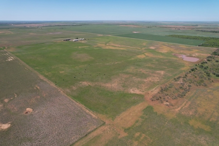 Home For Sale With 160 Acres In Eldorado, Oklahoma - image 40