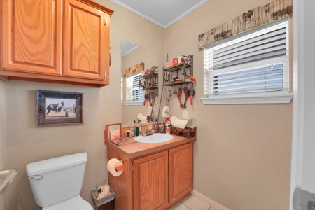 Home For Sale With 160 Acres In Eldorado, Oklahoma - image 32