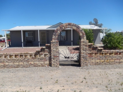 3 Bedroom, 2 Bath Home with RV Garage in Salome, Arizona - image 1