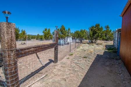 Horse / Cattle Ranch for Sale w/ Private Well in Seligman AZ - image 27