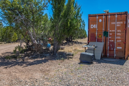 Horse / Cattle Ranch for Sale w/ Private Well in Seligman AZ - image 33