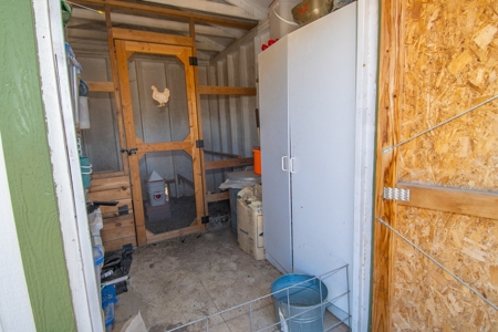 Horse / Cattle Ranch for Sale w/ Private Well in Seligman AZ - image 30