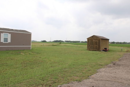 Single Wide Mobile Home on  a Half Acre in Nueces County, TX - image 3