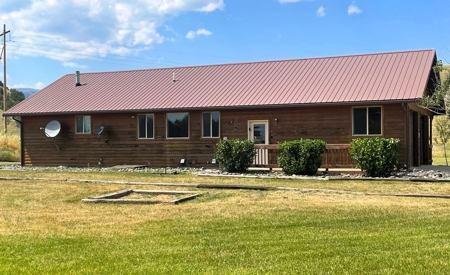 Paradise Valley Montana Family Home - image 19