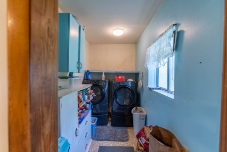 Country Home for sale in Alton Missouri - image 24