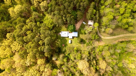 Country Home for sale in Alton Missouri - image 29