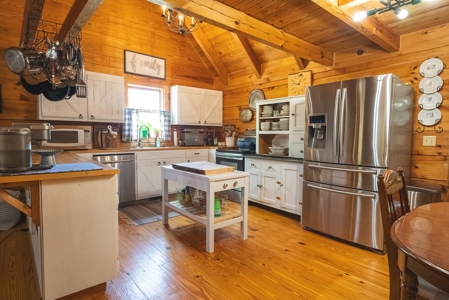 Offering #2 - Log Home for Sale in Amherst VA - image 17