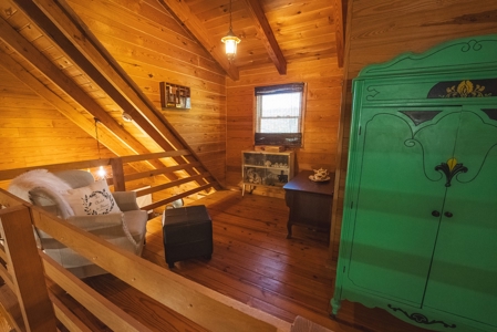 Offering #2 - Log Home for Sale in Amherst VA - image 22