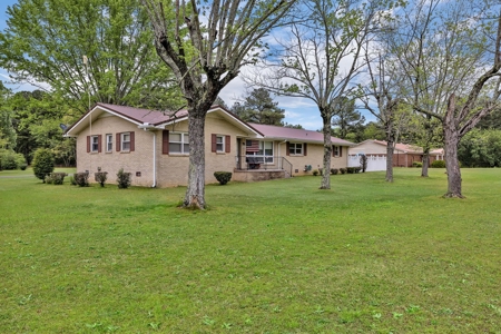Country Home for Sale in Lewis County, Tennessee - image 2