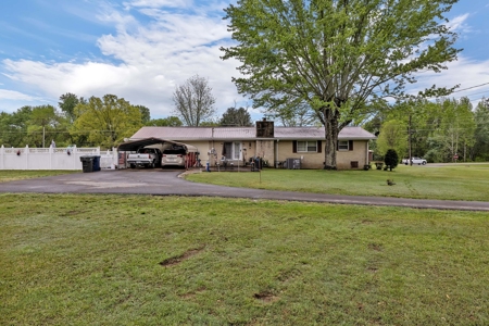 Country Home for Sale in Lewis County, Tennessee - image 7